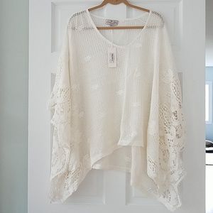 New W/tags cream Vneck poncho